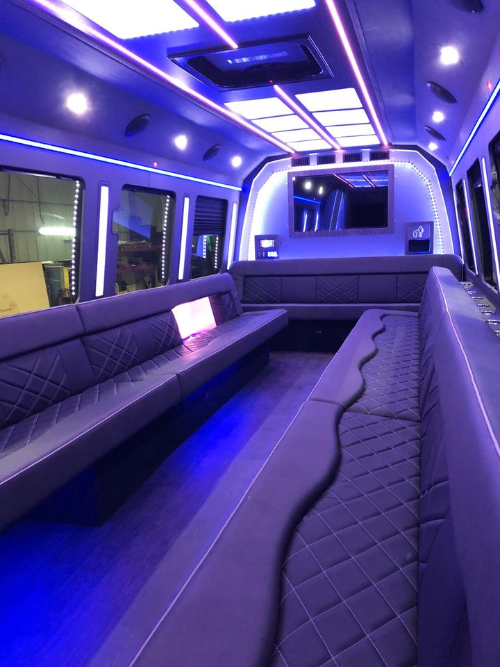 F550-limo-bus-3 F550-limo-bus-3